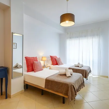 Apartment 2br | Pool, Ac & Parking